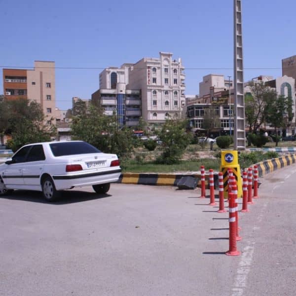 بشکه ترافیکی در بزرگراه